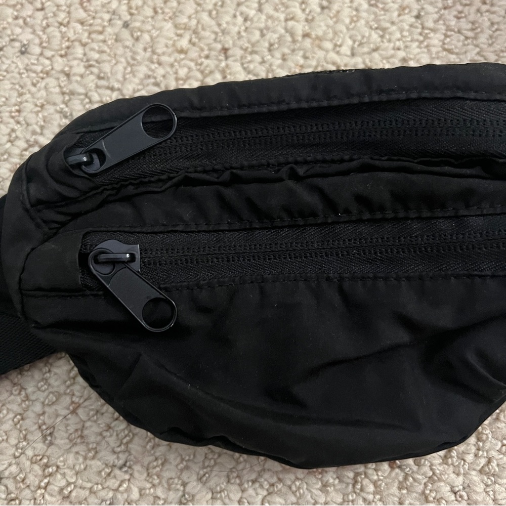 Mini Fanny pack - Picture 3 of 4